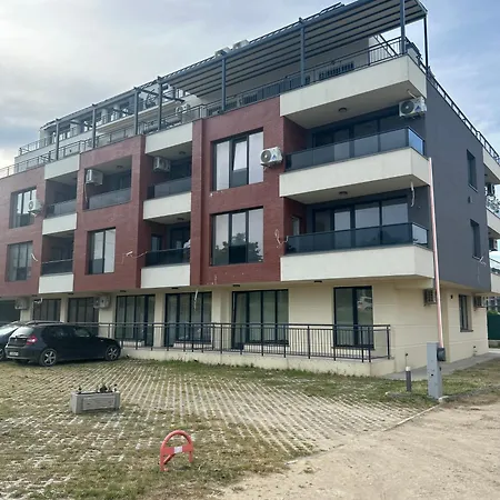 Apartment Seaside Warna